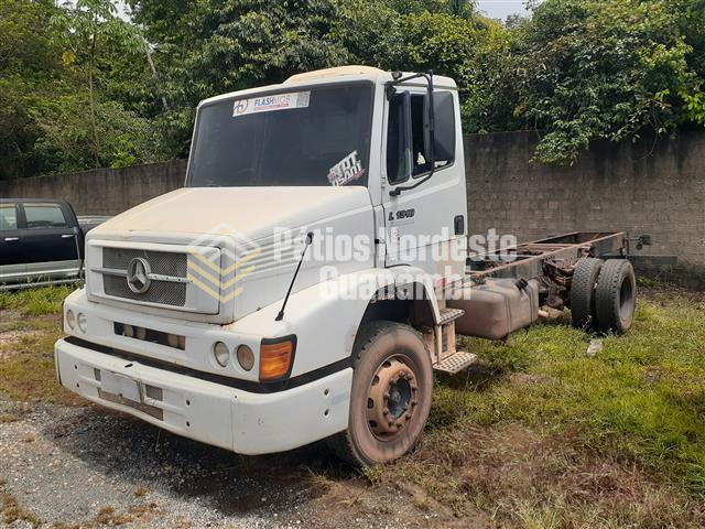 MERCEDES-BENZ L 1318 2009